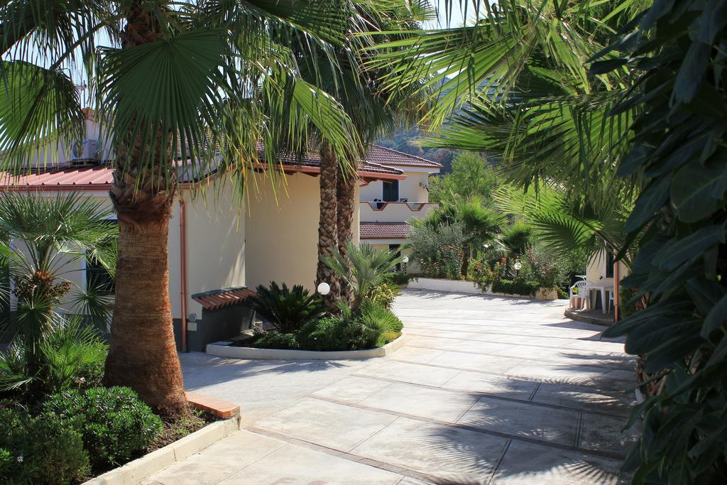 Villa Garden Drapia Extérieur photo