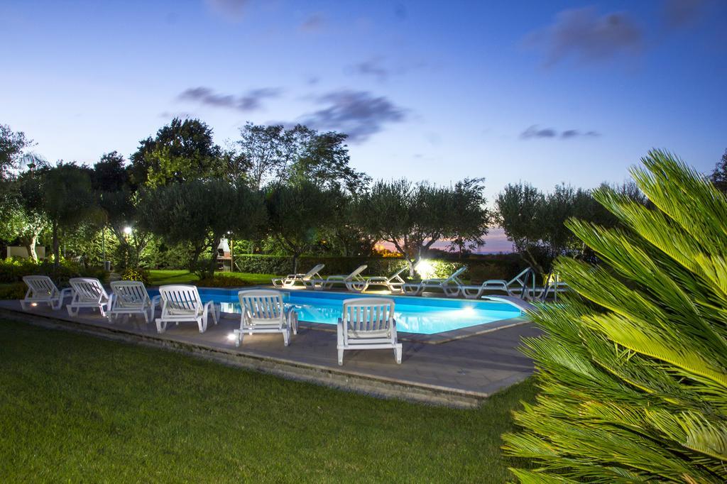 Villa Garden Drapia Extérieur photo